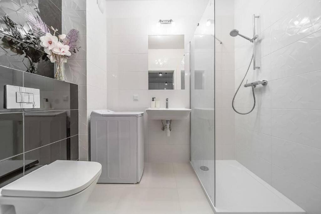 Urbannestgroup - Sienna 65 Apartment Warsaw Luaran gambar